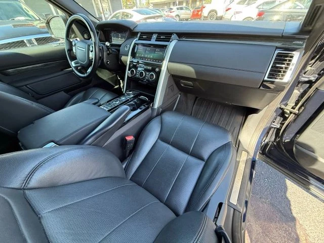 2020 Land Rover Discovery 5th Gen - Image 31 of 31