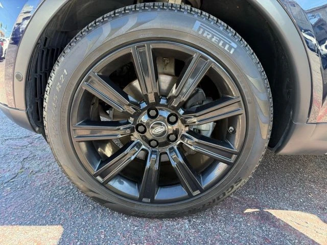 2020 Land Rover Discovery 5th Gen - Image 15 of 31