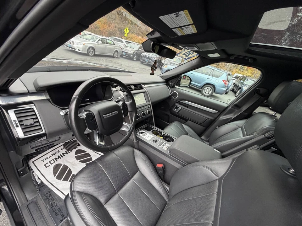 2020 Land Rover Discovery 5th Gen - Image 17 of 21