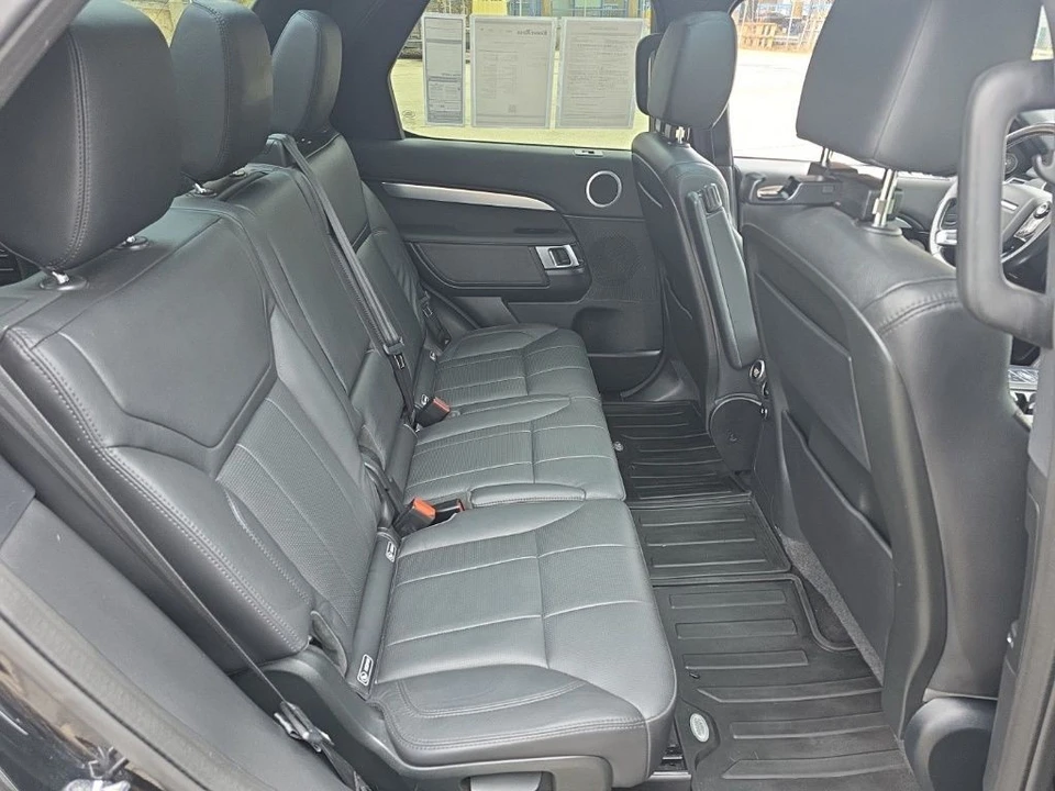 2020 Land Rover Discovery 5th Gen - Image 14 of 21