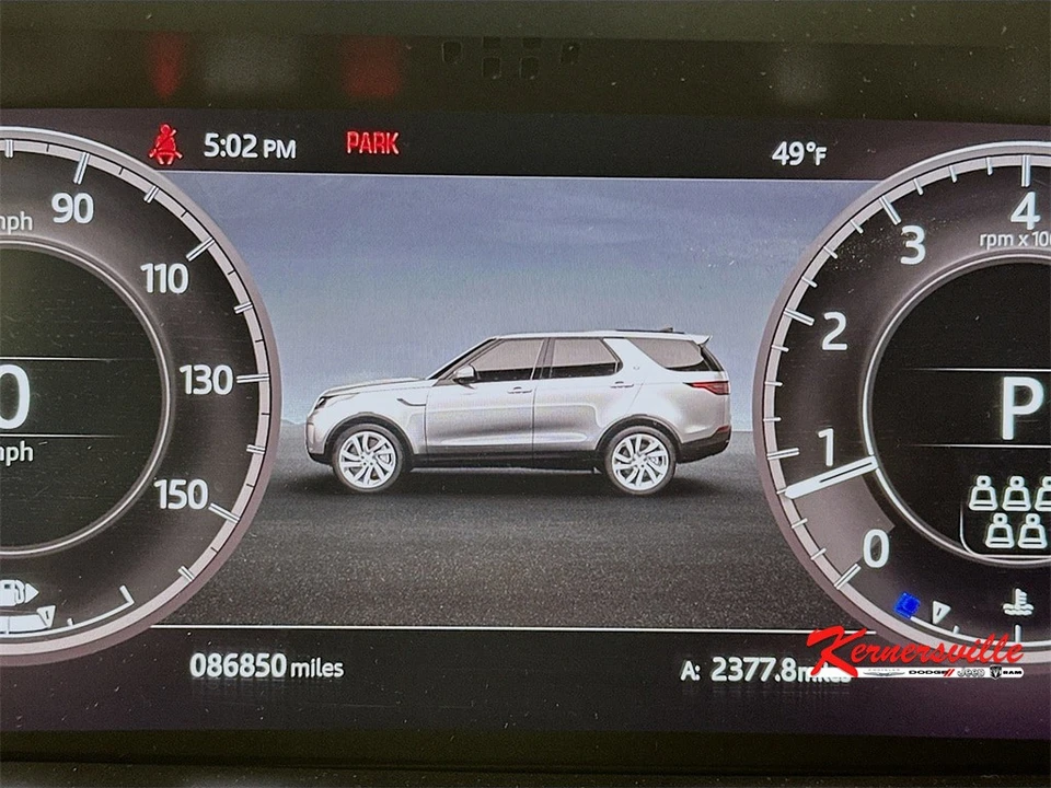 2020 Land Rover Discovery 5th Gen - Image 15 of 21