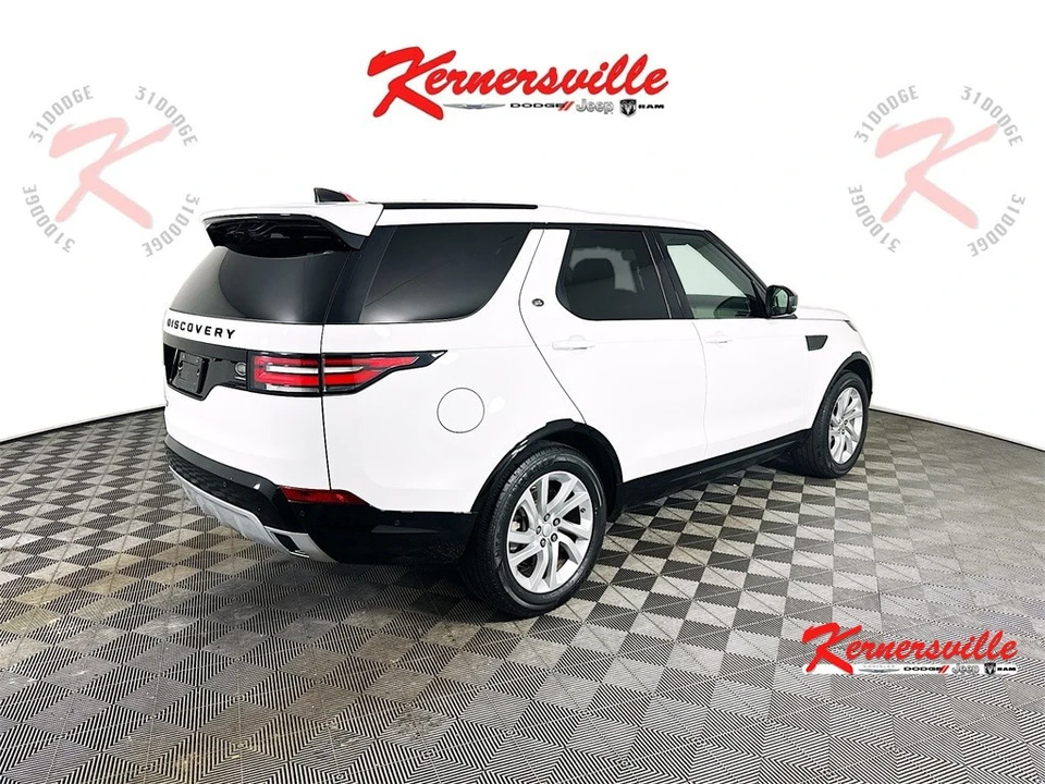 2020 Land Rover Discovery 5th Gen - Image 7 of 21