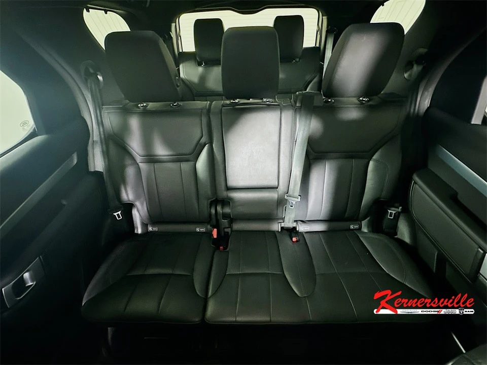 2020 Land Rover Discovery 5th Gen - Image 13 of 21