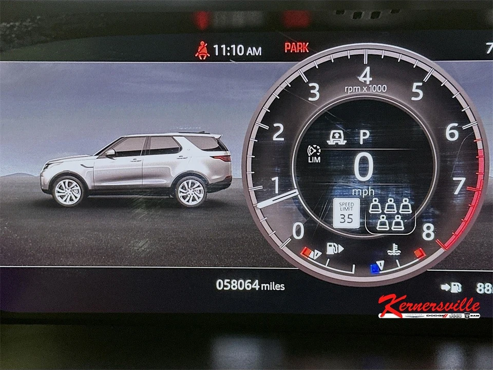 2020 Land Rover Discovery 5th Gen - Image 15 of 21