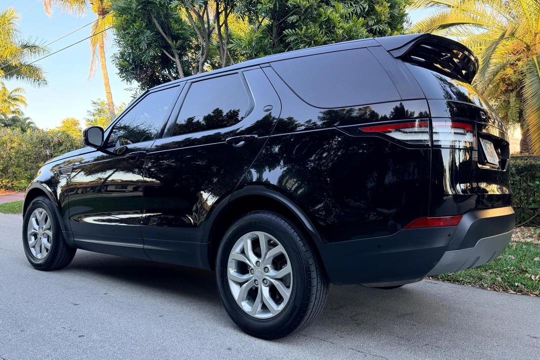 2020 Land Rover Discovery 5th Gen - Image 4 of 31