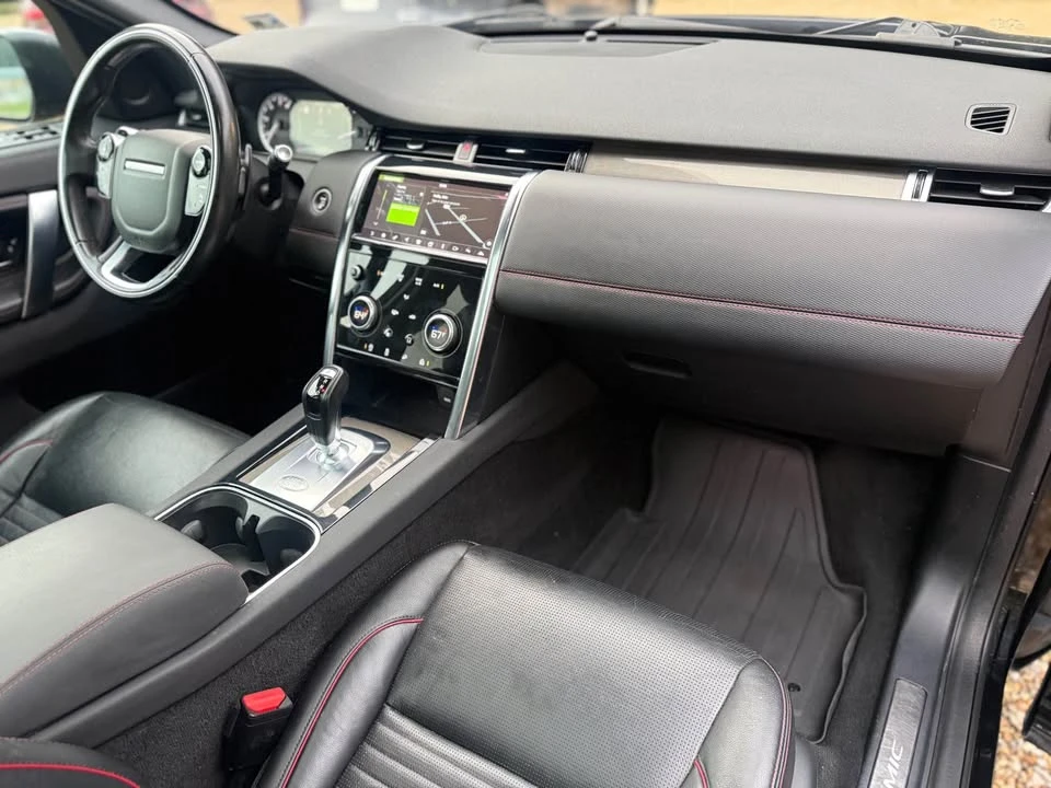2020 Land Rover Discovery 5th Gen - Image 14 of 20