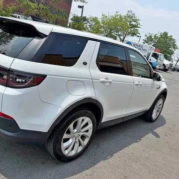 2020 Land Rover Discovery Series II SD Sport Utility 4D