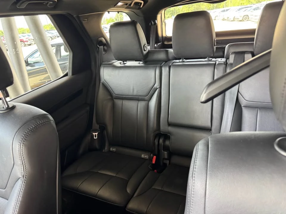 2020 Land Rover Discovery 5th Gen - Image 6 of 9