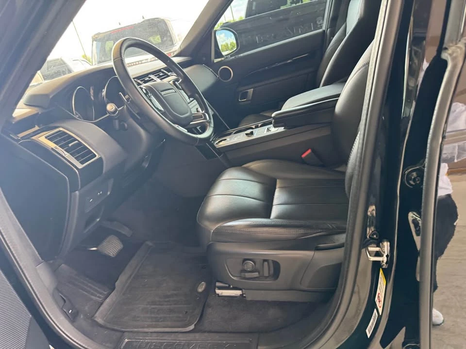 2020 Land Rover Discovery 5th Gen - Image 3 of 9