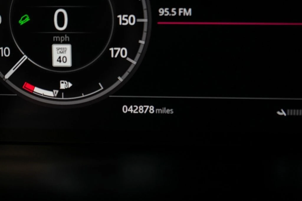 2020 Land Rover Discovery 5th Gen - Image 21 of 21