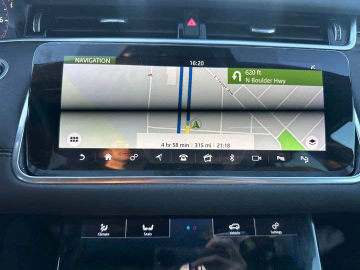 2020 Land Rover Range Rover Evoque 2nd Gen - Image 11 of 13