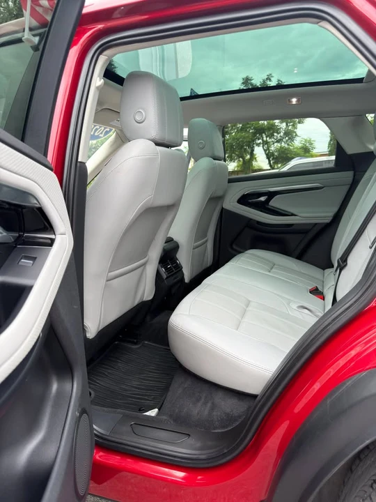 2020 Land Rover Range Rover Evoque 2nd Gen - Image 18 of 20