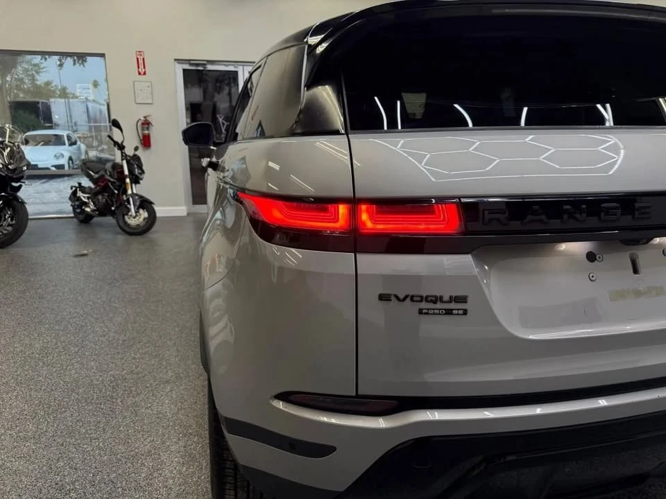2020 Land Rover Range Rover Evoque 2nd Gen - Image 7 of 20