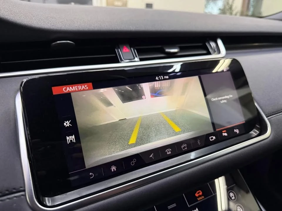2020 Land Rover Range Rover Evoque 2nd Gen - Image 19 of 20