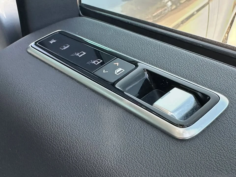 2020 Land Rover Range Rover L405 - Image 13 of 20