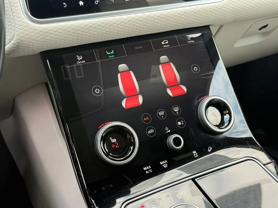 2020 Land Rover Range Rover Velar - Image 19 of 20