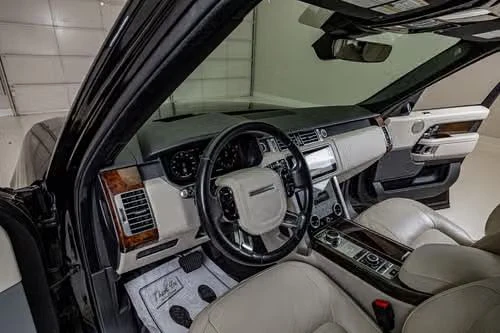 2020 Land Rover Range Rover L405 - Image 6 of 16