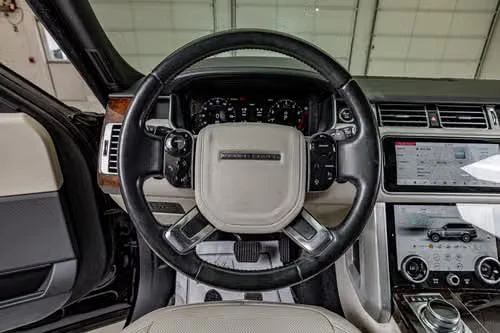 2020 Land Rover Range Rover L405 - Image 7 of 16