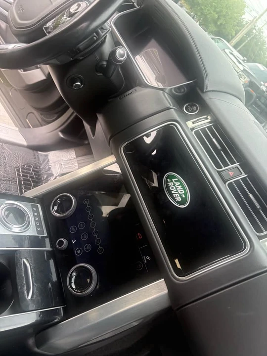 2020 Land Rover Range Rover L405 - Image 5 of 18