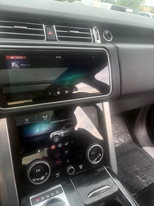 2020 Land Rover Range Rover L405 - Image 18 of 18