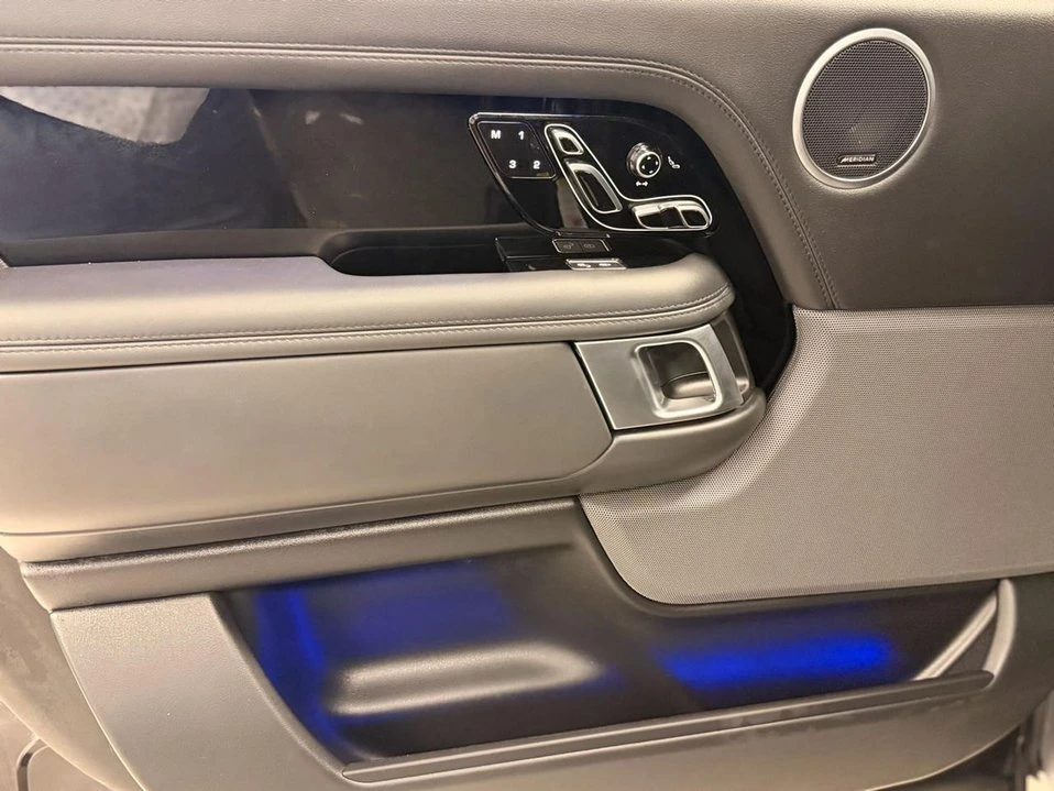 2020 Land Rover Range Rover L405 - Image 10 of 20