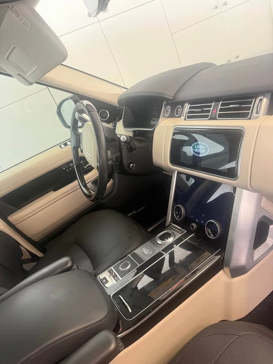 2020 Land Rover Range Rover L405 - Image 10 of 19