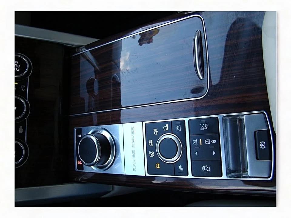 2020 Land Rover Range Rover L405 - Image 12 of 20