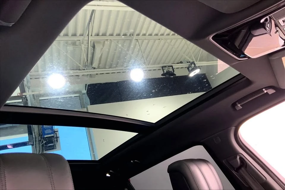 2020 Land Rover Range Rover L405 - Image 9 of 20
