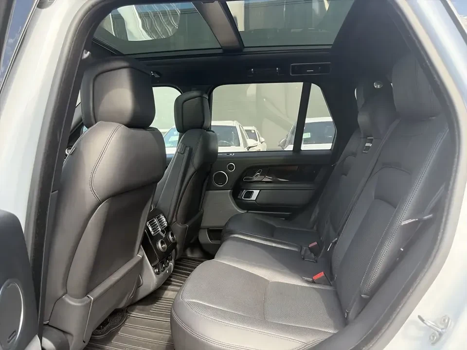 2020 Land Rover Range Rover L405 - Image 13 of 20