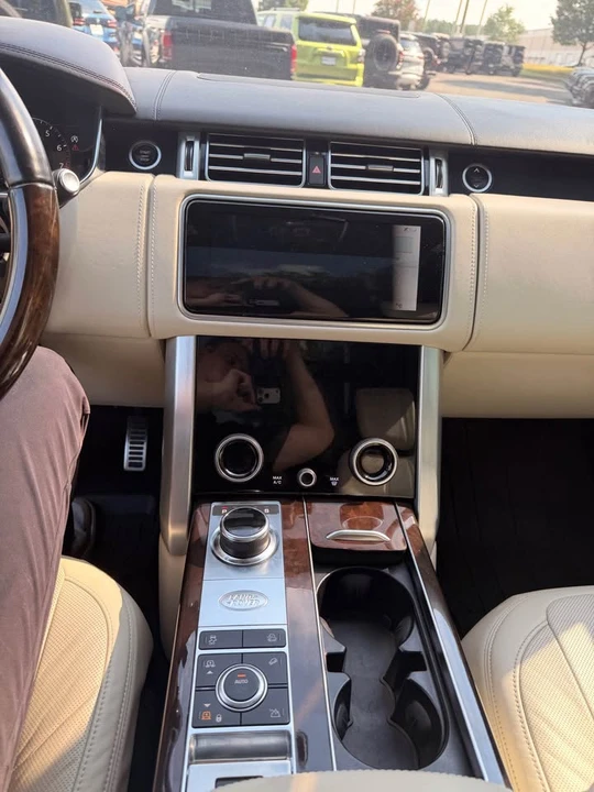 2020 Land Rover Range Rover L405 - Image 11 of 20