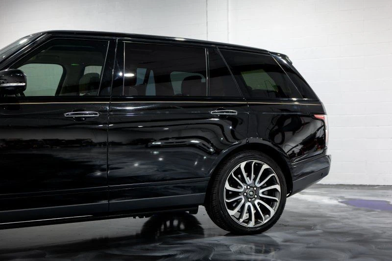 2020 Land Rover Range Rover L405 - Image 11 of 26
