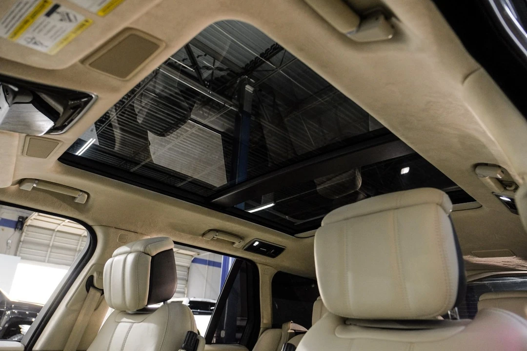2020 Land Rover Range Rover L405 - Image 6 of 21