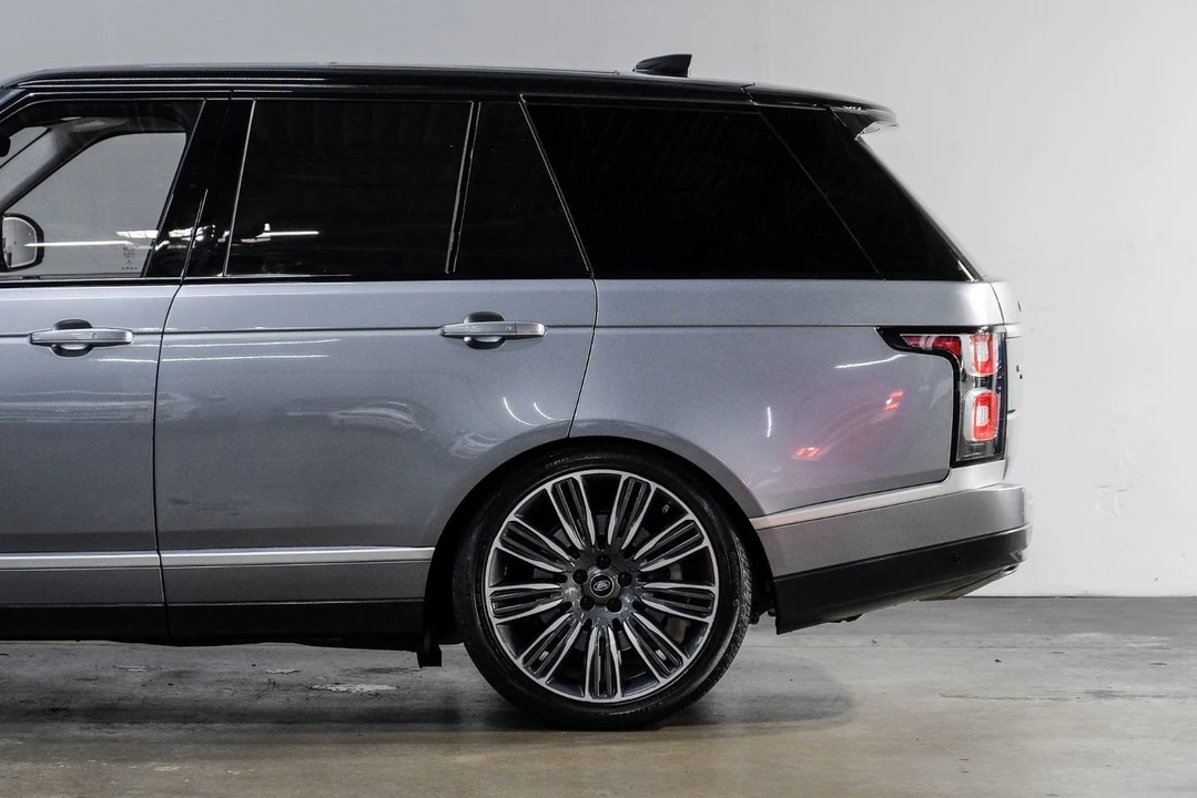 2020 Land Rover Range Rover L405 - Image 19 of 21