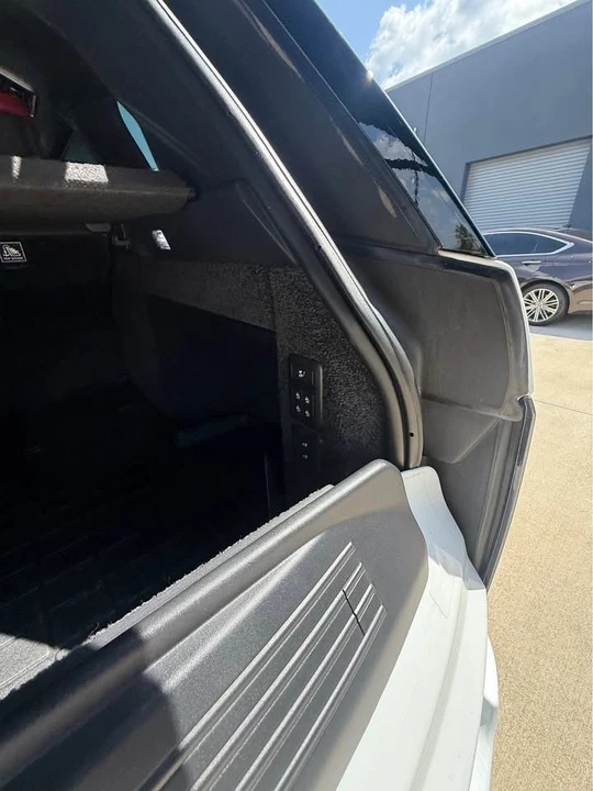 2020 Land Rover Range Rover L405 - Image 16 of 20