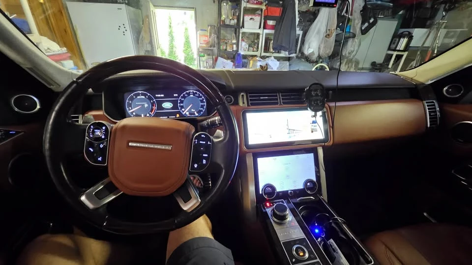 2020 Land Rover Range Rover L405 - Image 7 of 12