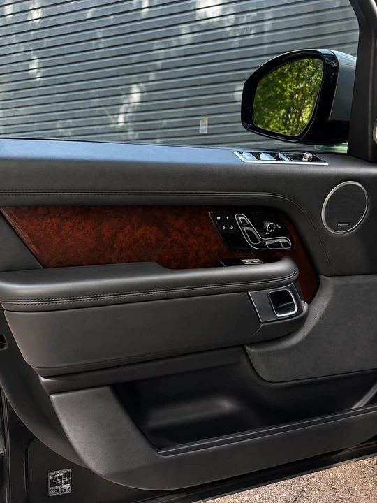 2020 Land Rover Range Rover L405 - Image 5 of 9
