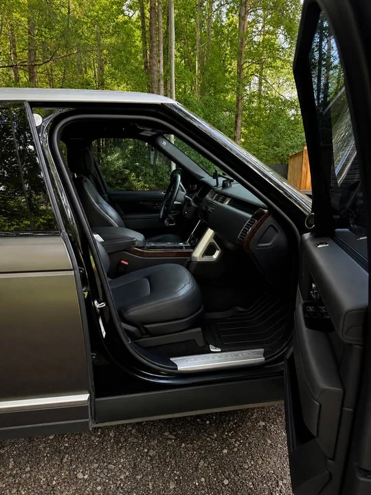 2020 Land Rover Range Rover L405 - Image 2 of 9