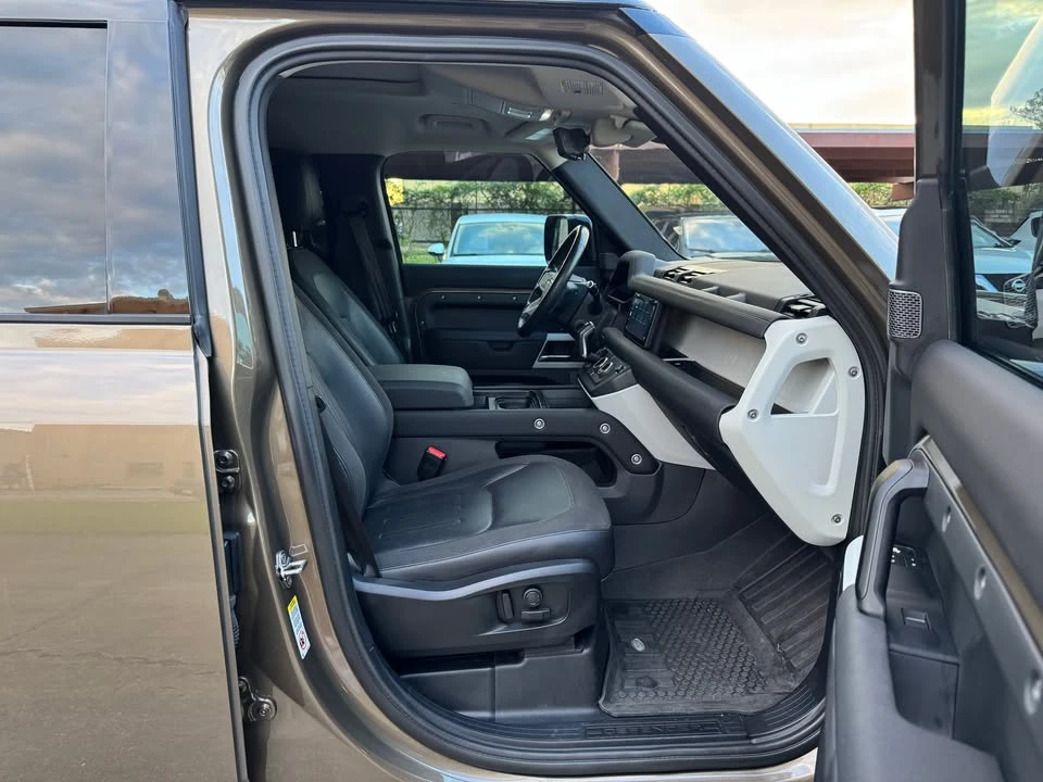 2020 Land Rover Defender L663 - Image 13 of 20