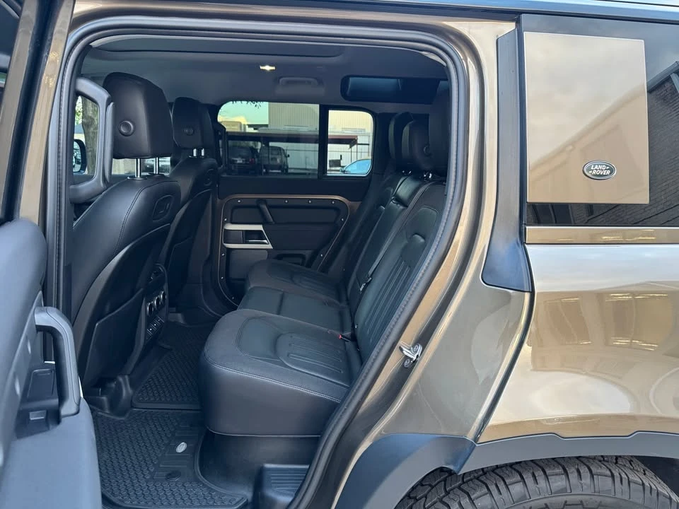 2020 Land Rover Defender L663 - Image 12 of 20