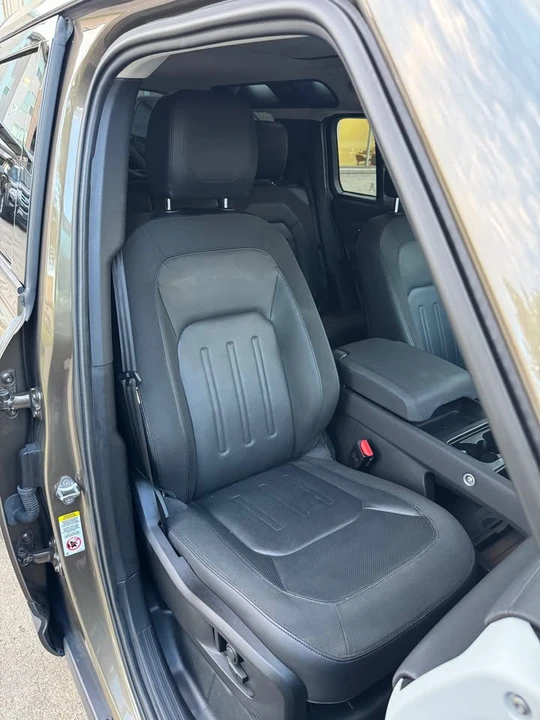 2020 Land Rover Defender L663 - Image 14 of 20