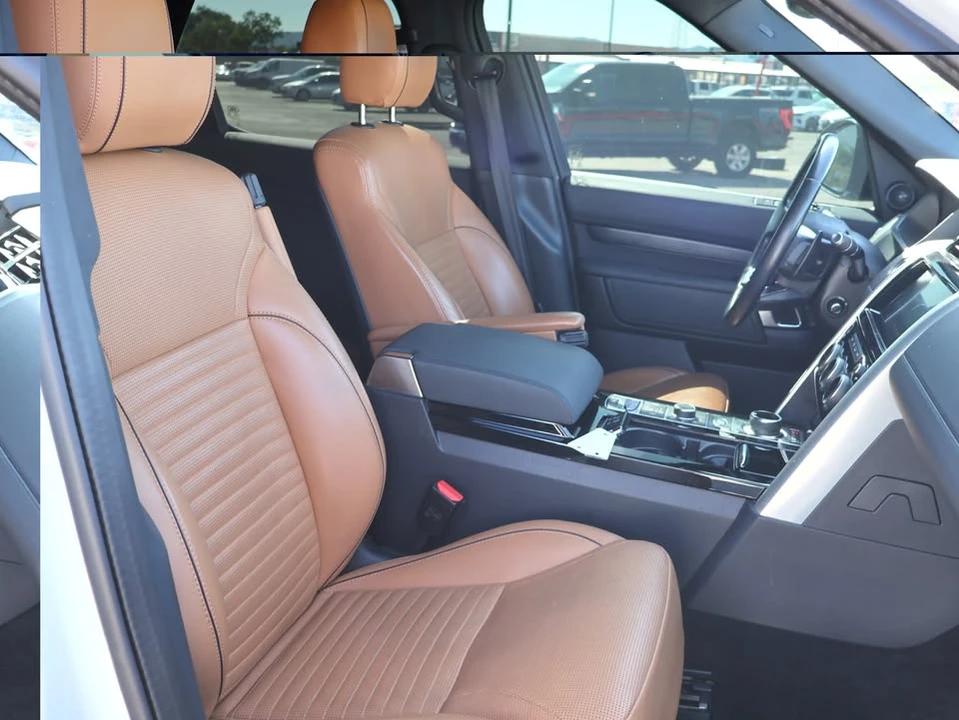 2020 Land Rover Discovery 5th Gen - Image 8 of 10