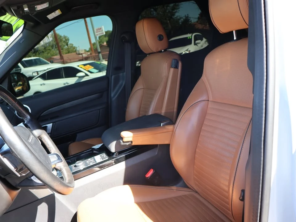 2020 Land Rover Discovery 5th Gen - Image 6 of 10