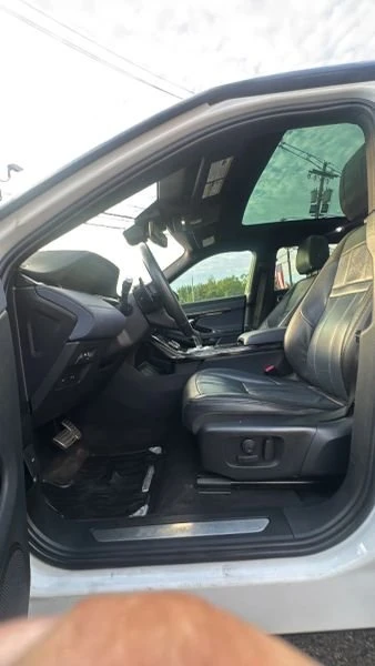 2020 Land Rover Range Rover Evoque 2nd Gen - Image 11 of 20