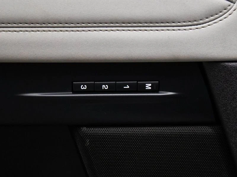 2020 Land Rover Range Rover Evoque 2nd Gen - Image 13 of 20