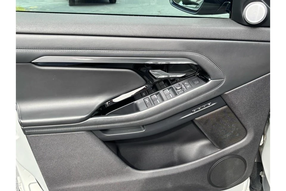 2020 Land Rover Range Rover Evoque 2nd Gen - Image 10 of 20