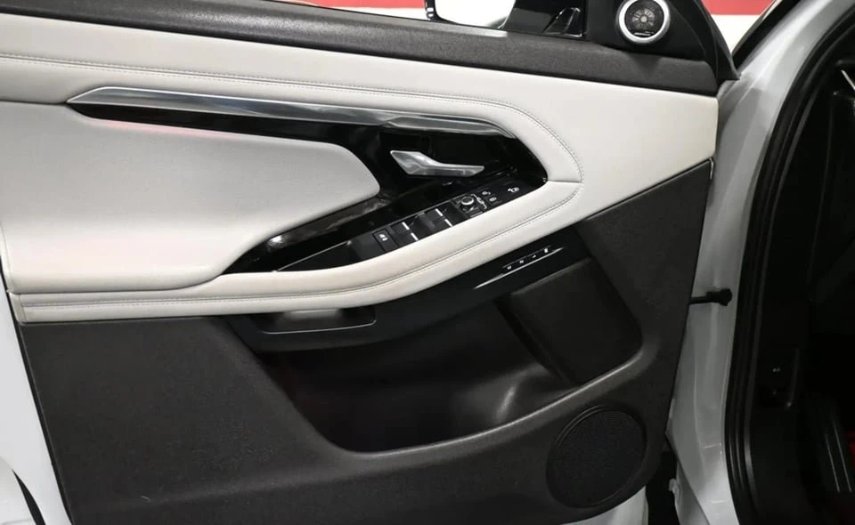2020 Land Rover Range Rover Evoque 2nd Gen - Image 11 of 20