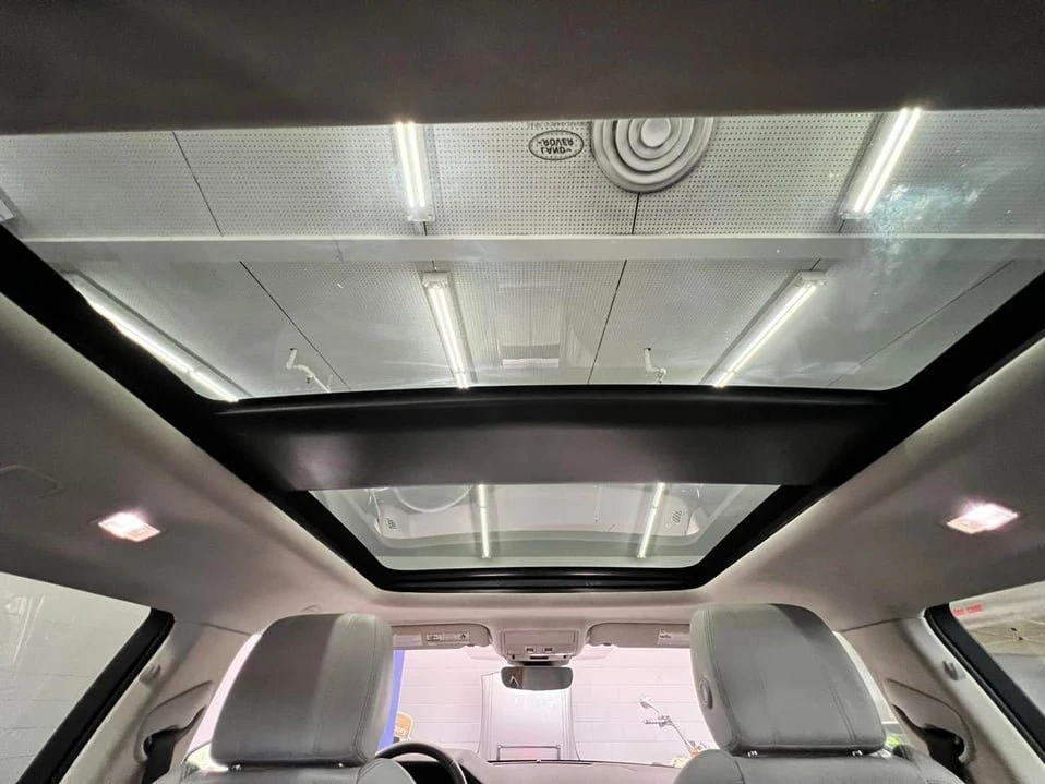 2020 Land Rover Range Rover Evoque 2nd Gen - Image 17 of 20