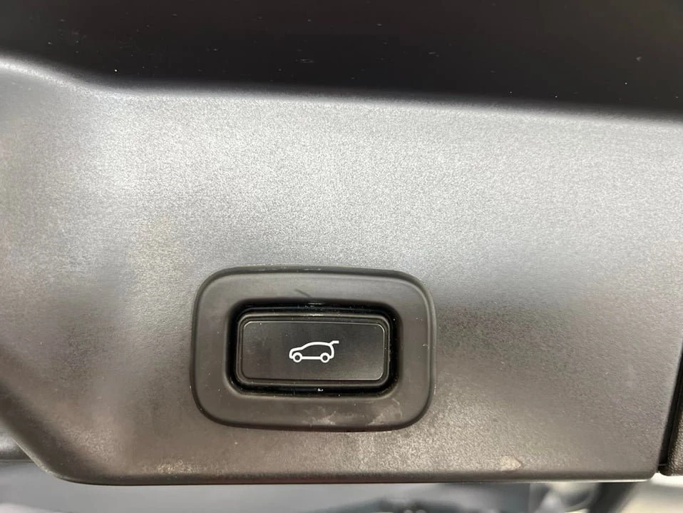 2020 Land Rover Range Rover Evoque 2nd Gen - Image 16 of 20