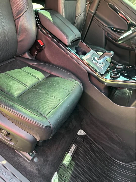 2020 Land Rover Range Rover Evoque 2nd Gen - Image 10 of 11