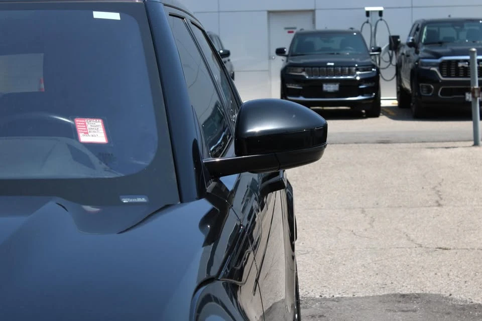 2020 Land Rover Range Rover Evoque 2nd Gen - Image 9 of 10